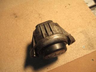 подушка крепления двигателя BMW 3 серия E90/E91/E92/E93 2006, 2.0 л., дизель, 676880003