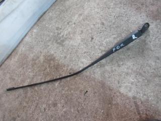 щеткодержатель (поводок стеклоочистителя, дворник) Volkswagen Fox 2 поколение 5Z 2007, 1.2 л., бензин, МКПП, хетчбэк 5 дв., 5Z0955410A