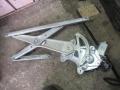 стеклоподъемник электрический передний правый Toyota Yaris P1 2001, 1.4 л., дизель, МКПП, хетчбэк 5 дв. - фото №2