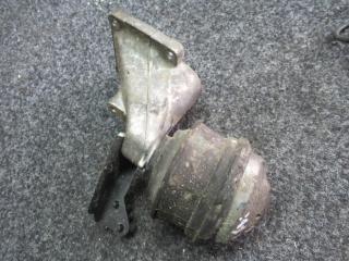 подушка крепления двигателя Mercedes-Benz C-Класс W202/S202 1994, 1.8 л., бензин, 2102400617