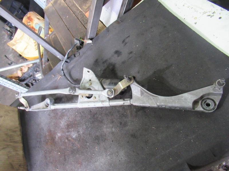 механизм стеклоочистителя (трапеция дворников) Mercedes-Benz C-Класс W203/S203/CL203 2001, 2.2 л., дизель, МКПП, универсал - фото №1