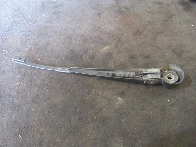 щеткодержатель (поводок стеклоочистителя, дворник) Mercedes-Benz C-Класс W203/S203/CL203 2001, 2.2 л., дизель, МКПП, универсал - фото №1