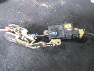 замок двери передней правой Hyundai Santamo 1 поколение 1998, 2.0 л., бензин, АКПП, минивэн