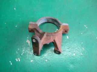 кронштейн полуоси Ford C-Max 1 поколение 2003, 1.8 л., бензин, МКПП, минивэн, 4M513K305EA