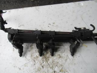 форсунка Volkswagen Golf 3 поколение 1999, 1.6 л., бензин, 037906031AA