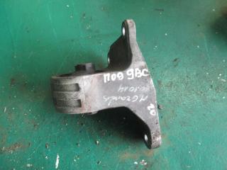 подушка крепления двигателя Mitsubishi Grandis 1 поколение 2005, 2.0 л., дизель, МКПП, минивэн