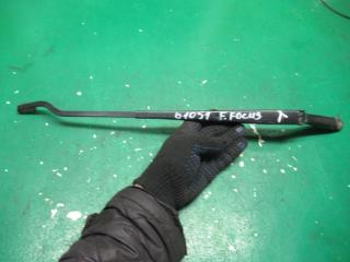 щеткодержатель (поводок стеклоочистителя, дворник) Ford Focus 1 поколение 2001, 1.6 л., бензин, АКПП, универсал, XS4117527AB