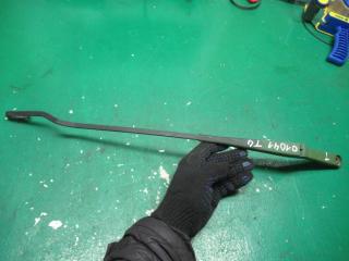 щеткодержатель (поводок стеклоочистителя, дворник) Volkswagen Transporter T4 1996, 1.9 л., дизель, МКПП, 701955410A