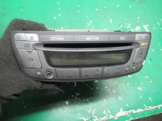 магнитола Toyota Aygo 1 поколение 2005, 1.0 л., бензин, МКПП, хетчбэк 5 дв., 861200H010