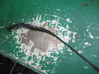 щеткодержатель (поводок стеклоочистителя, дворник) Mazda 6 GG [рестайлинг] 2005, 1.8 л., бензин, МКПП, универсал