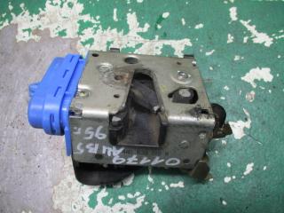 замок двери передней правой Audi A4 B5 1995, 1.9 л., дизель, МКПП, седан, 4A0839016H