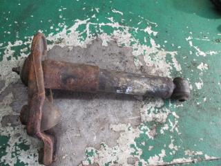 амортизатор передний Volkswagen Transporter T4 1998, 2.5 л., дизель, МКПП, микроавтобус