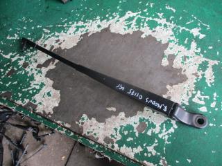 щеткодержатель (поводок стеклоочистителя, дворник) Renault Modus 1 поколение 2005, 1.2 л., бензин, МКПП, минивэн, 8200360824A