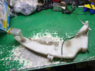 бачок омывателя Ford Transit Connect 1 поколение 2005, 1.8 л., дизель, МКПП, фургон, 2T1417B613AB