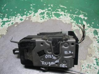 замок двери передней левой Opel Signum C [рестайлинг] 2006, 2.2 л., бензин, МКПП, хетчбэк 5 дв., 13210769QN
