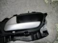 ручка внутренняя передняя левая Peugeot 207 1 поколение 2006, 1.4 л., бензин, МКПП, универсал, 96802456VV - фото №2
