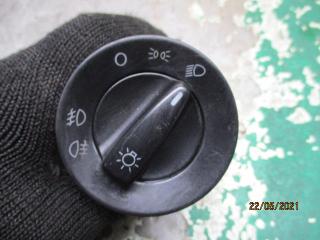 переключатель света Volkswagen Passat B5 1998, 1.6 л., бензин, МКПП, седан, 3B0941531C