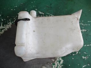 бачок омывателя Volkswagen Transporter T4 1997, 1.9 л., дизель, МКПП, минивэн, 701955453B