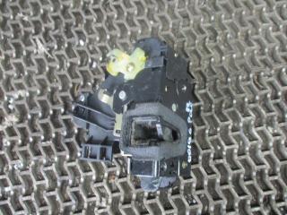 замок двери передней правой Volkswagen Polo 4 поколение 2003, 1.2 л., бензин, МКПП, хетчбэк 5 дв.