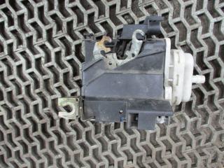 замок двери передней правой Audi A4 B5 1996, 8D1837016E