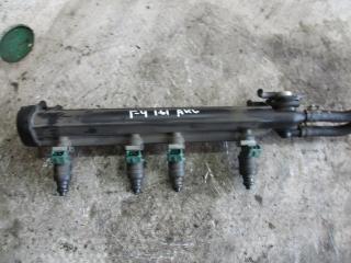 форсунка Volkswagen Golf 3 поколение 1999, 1.6 л., бензин, 037906031AA