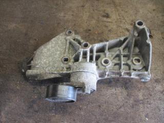 кронштейн (крепление) Renault Clio 2 поколение 2001, 1.5 л., дизель, 8200355097