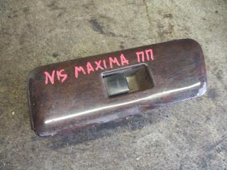 кнопка стеклоподъемника Nissan Maxima A32 1998