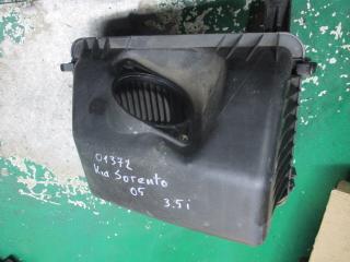 корпус воздушного фильтра Kia Sorento 1 поколение 2005, 3.5 л., бензин, АКПП, внедорожник 5 дв., 281103E000