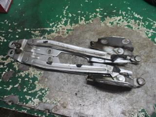 петля капота Audi A6 4A/C4 1996, 2.5 л., дизель, МКПП, седан