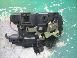 замок двери задней левой Audi A6 4A/C4 1997, 2.4 л., бензин, АКПП, универсал