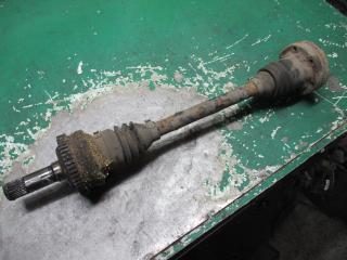 полуось (приводной вал, ШРУС) Opel Omega B [рестайлинг] 2001, 2.2 л., бензин, МКПП, универсал