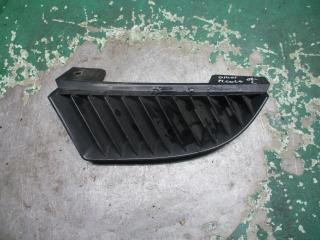 заглушка (решетка) в бампер Mitsubishi Colt 6 поколение (Z30) [рестайлинг] 2008, 1.3 л., бензин, МКПП, хетчбэк 5 дв.