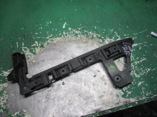 крепление бампера Volkswagen Passat B6 2005, 2.0 л., дизель, МКПП, универсал, 3C9807393