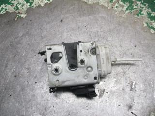 замок двери передней правой Audi A4 B5 1998