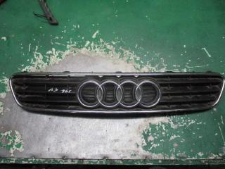 решетка радиатора Audi A3 8L 1998, 8L0807683