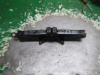 домкрат Nissan Micra 2 поколение (K11) 2000, 99550BM400