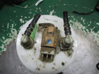 насос топливный Chevrolet Matiz 2 поколение 2007, 1.0 л., бензин, МКПП, хетчбэк 5 дв., 96464637