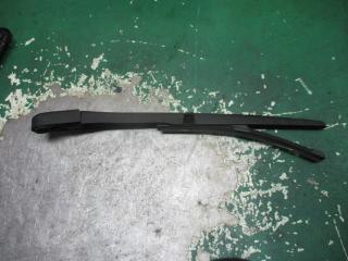 щеткодержатель (поводок стеклоочистителя, дворник) Chevrolet Captiva 1 поколение 2009, 2.4 л., бензин, МКПП, внедорожник 5 дв.