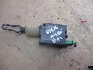 активатор (привод) замка двери Audi A4 B5 [рестайлинг] 2001, 1.9 л., дизель, АКПП, универсал, 8D9962115A