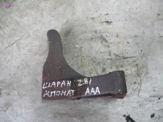 кронштейн полуоси Volkswagen Sharan 1 поколение 1996, 2.8 л., бензин, 099409905T