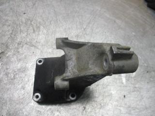 кронштейн двигателя Mercedes-Benz C-Класс W203/S203/CL203 2003, 2.7 л., дизель, АКПП, универсал, A6112230704