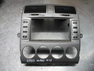 рамка под магнитолу Kia Carnival 1 поколение [рестайлинг] 2006, 2.9 л., дизель, АКПП, минивэн