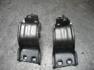 петля крышки багажника Volkswagen Passat B6 2007, 2.0 л., дизель, АКПП, универсал, 3C9827301D, 3C9827302D