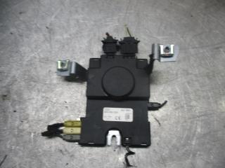 усилитель антенны Audi A3 8P 2005, 1.6 л., бензин, МКПП, хетчбэк 5 дв., 8P0035225