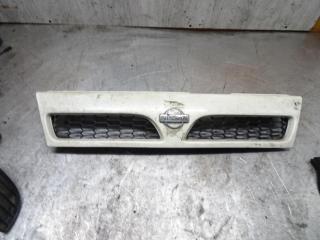 решетка радиатора Nissan Sunny Y10 1993, 6231273R00