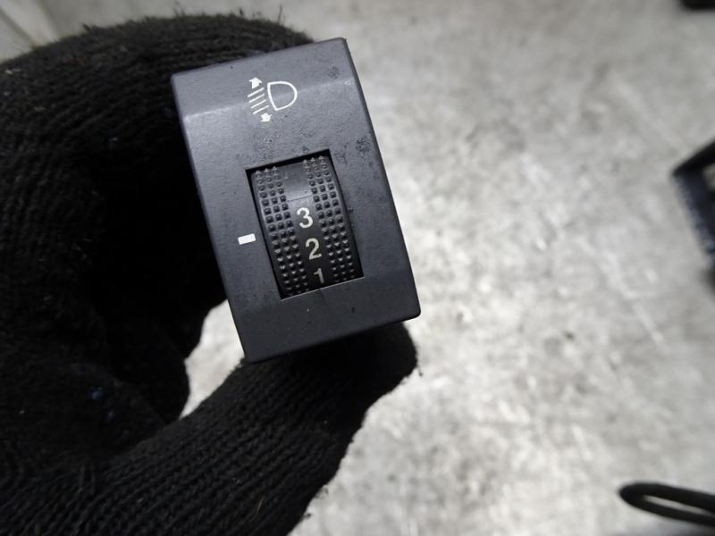 кнопка корректора фар Kia Sorento 1 поколение 2006, дизель, АКПП, внедорожник 5 дв., 341017M012 - фото №1