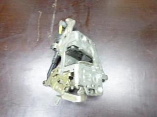 замок двери задней левой Mercedes-Benz C-Класс W203/S203/CL203 2003, 2027300535