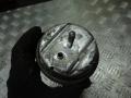 подушка крепления двигателя Audi A4 B5 1998, 1.6 л., бензин, МКПП, универсал, 8D0199379S - фото №2