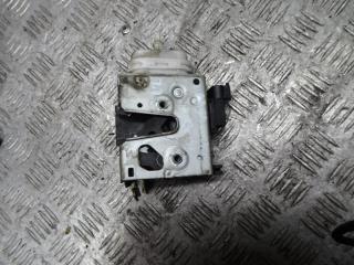 замок двери передней правой Audi A4 B5 1998, 1.9 л., дизель, МКПП, универсал, 8D1837016F