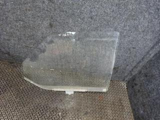 стекло двери передней левой Volkswagen Transporter T4 1993